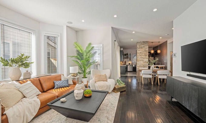 North London Apartment | 2 Bedroom Main Executive Space