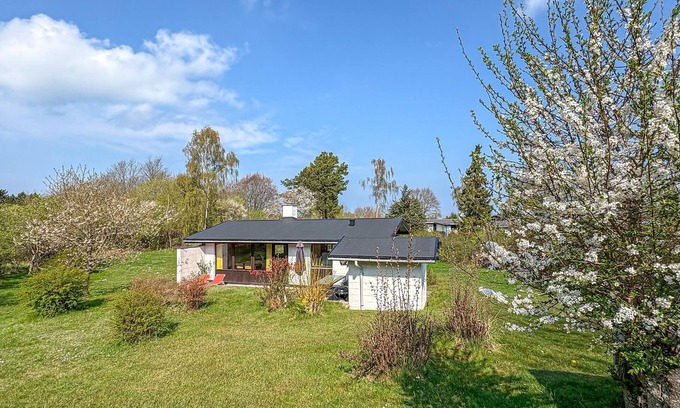 Faarevejle House | 2 bedroom nice home in Fårevejle