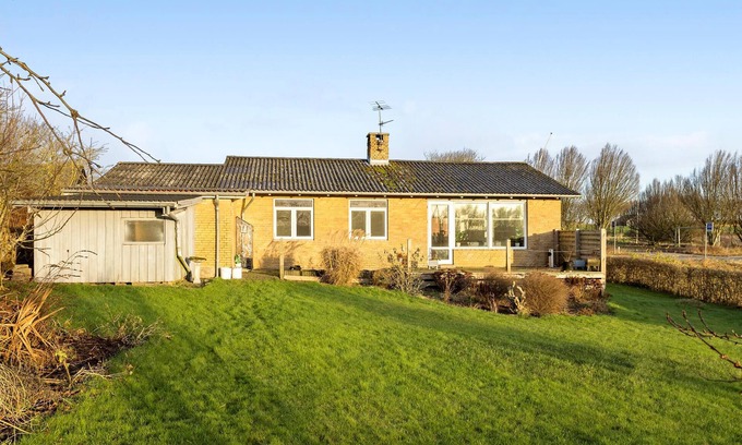 Asted House | 2 bedroom nice home in Roslev