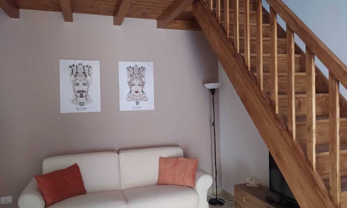 Melilli House | 2 Bedroom Private vacation home in Melilli