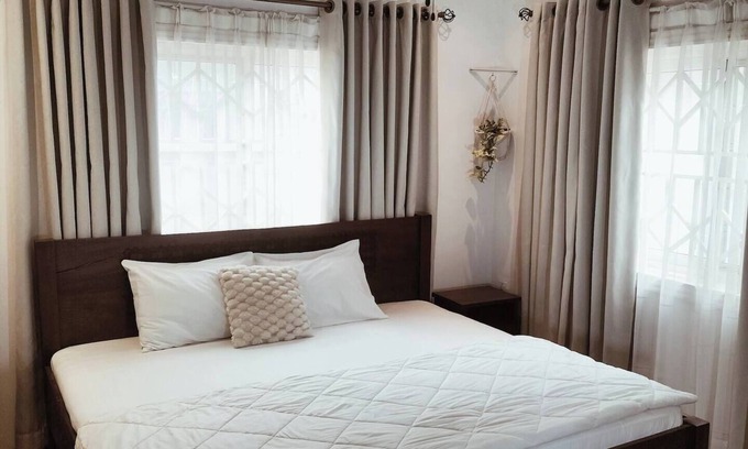 Adenta House | 2-bedroom semi-detached house in Adenta with WiFi, AC and 24/7 power supply
