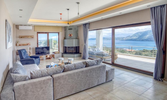 Pitharion Apartment | 2-Bedroom, Sea-View Apartment - Balcony in Heaven!