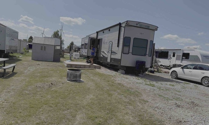 Dunnville RV Rental | 2 Bedroom Standard Resort Cottage in the maitland shores campground