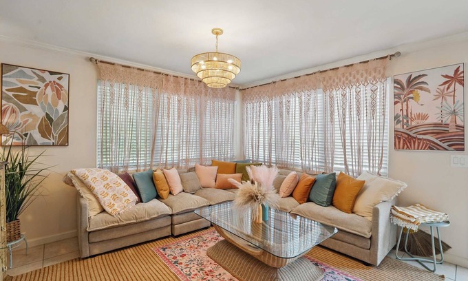 Biggar Villa | 2-bedroom suite - Gulf access, Lazy River Pool