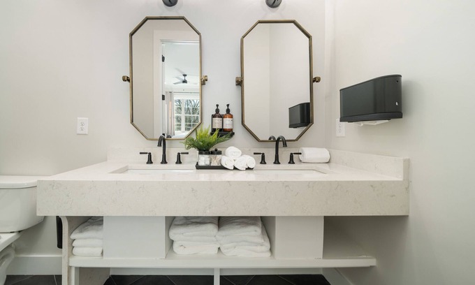 Helena Condo | 2 Bedroom Suite + Loft, Second Floor