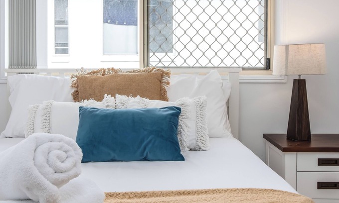 Kingscliff Apartment | 2 Bedroom Top Floor Across The Road From The Beach!