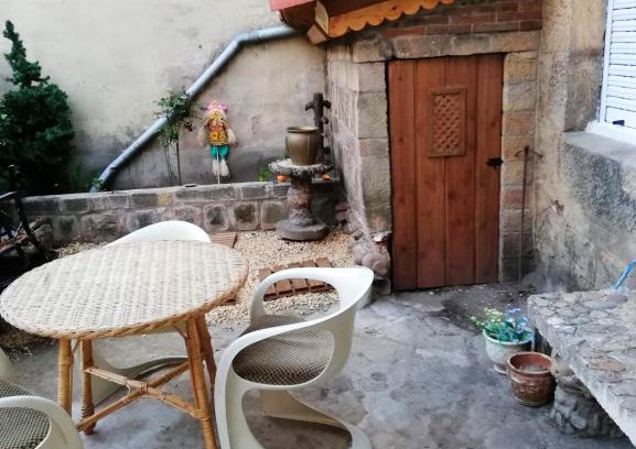 Covaleda House | 2 bedrooms house with enclosed garden at Covaleda