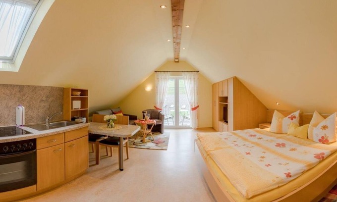 Kowerich Apartment | 2-Bettwohnung Bruderschaft * (Guesthouse) - Ferienweingut Winnebeck