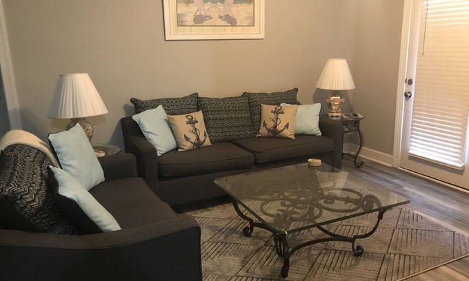Foley Condo | 2 BR/2BA Condo1 King/2 Full beds Sleeps 6 close to OWA & Foley Tourism Complex