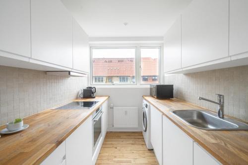 Frederiksberg Apartment | 2-BR apartment in Frederiksberg with a balcony - 177