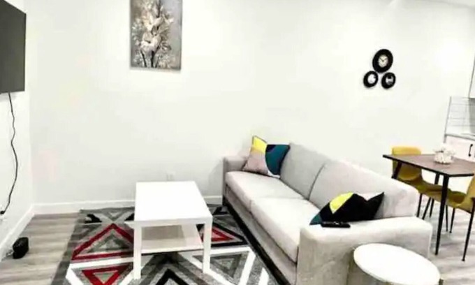 Northwest Calgary Apartment | 2 BR Cozy walk-out basement with EV charging