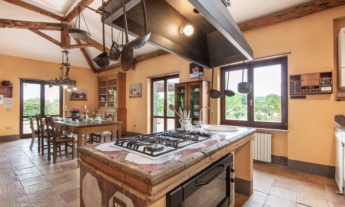 Sutri House | 2 country houses with a private swimming pool surrounded by nature.