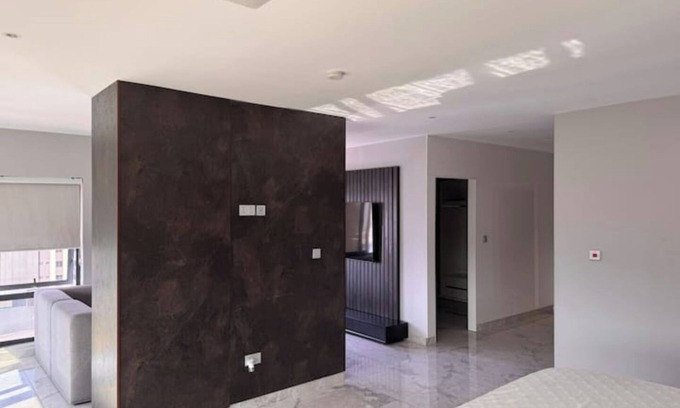 North Ridge Apartment | 2-Floor, 2 Bd Penthouse w/Panoramic View of Osu
