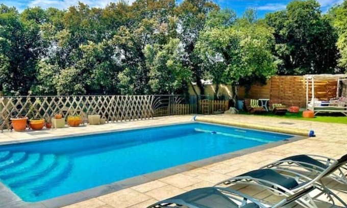 Sussargues Apartment | 2 Logements Indépendants Dans Villa+piscine Jardin