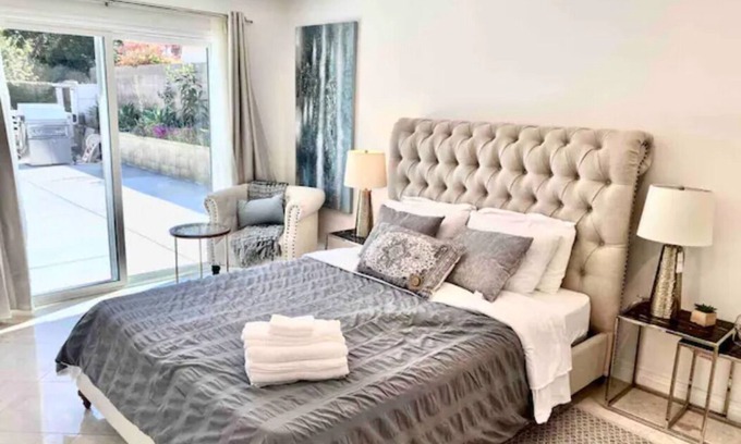 Hacienda Heights Villa | 2 luxury Hacienda villa guesthouse private unit