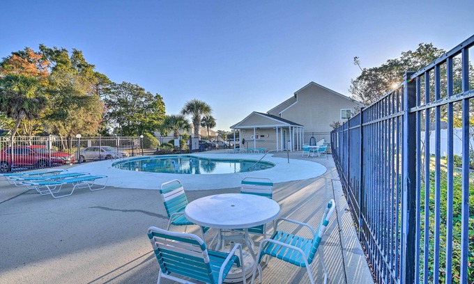 Surfside Beach Apartment | 2 Mi to Surfside Beach: Condo w/Community Pool!