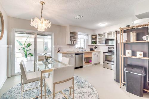 Crystal River House | 2 Mi to Three Sisters Springs Home with Patio