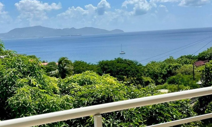 La Colline Apartment | 2 minutes from the beach cinema apartment with 5-seater Jacuzzi on the terrace