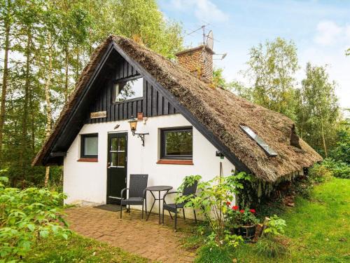Krejbjerg House | 2 person holiday home in Ejstrupholm-By Traum