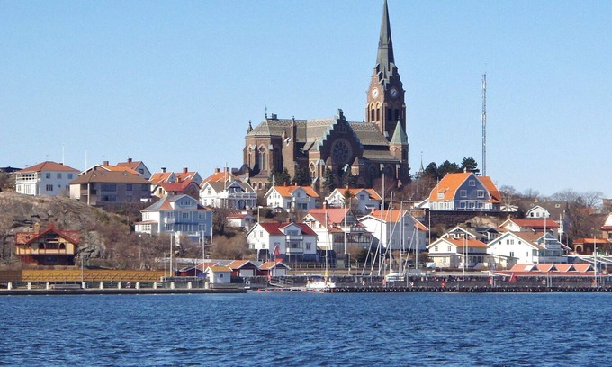 Lysekil House | 2 person holiday home in LYSEKIL