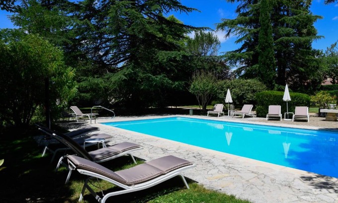 Martel House | 2 person house with heated pool in Martel (Lot - Dordogne), France