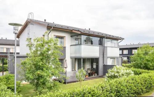 Oulu House | 2 quit&com rooms for 4 w/free parking in a house