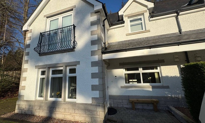 Invergarry Apartment | 2 River Court, Invergarry