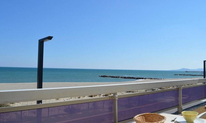 Saint-Nazaire Apartment | 2-room apartment with parking in Saint-Cyprien