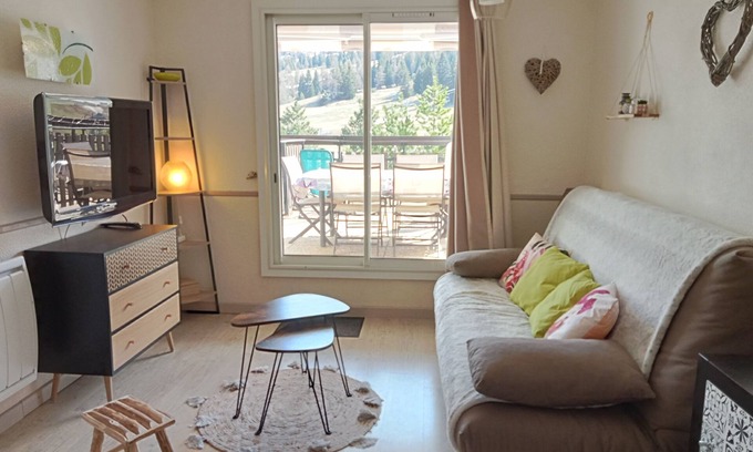 Saint-Etienne-en-Devoluy Apartment | 2-room apartment, sleeps 4, résidence les Issarts