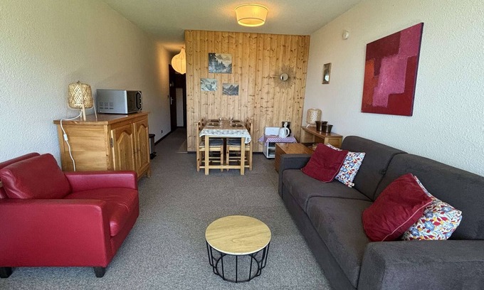 Notre-Dame-de-Bellecombe Apartment | 2-room apt with pool and parking in Notre-Dame-de-Bellecombe, 4 pers