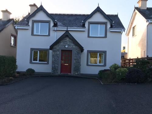 Kenmare House | 2 Sheen View
