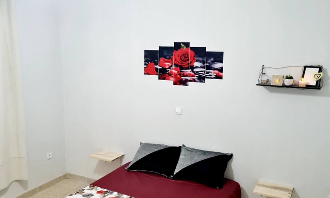 Marsa Ben M'Hidi Apartment | 2.simple, Sobre, Proche Mosquée et Belle Plage