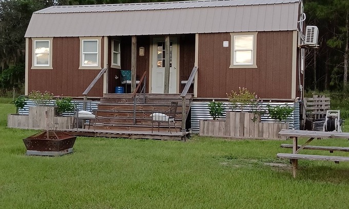 Howey-in-the-Hills House | 2 Tiny Homes on 6 acres with our horse. Rolling hills, pond, sunsets, fire pit.