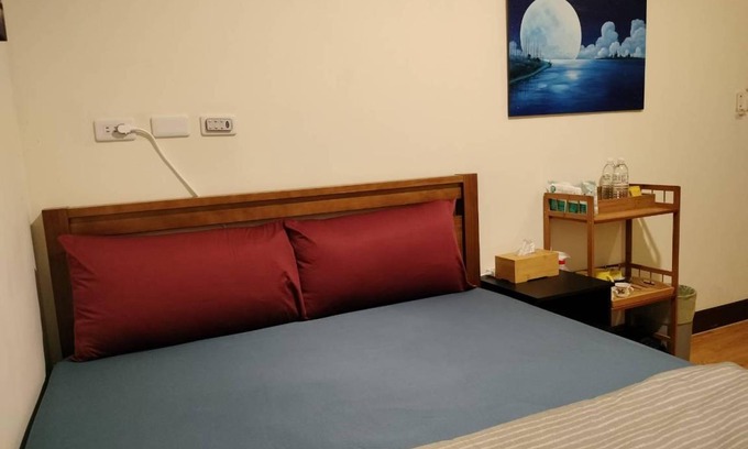 Fengyuan District House | 20 m² House ∙ 2 guests