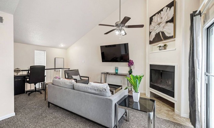 Valley Ranch House | 20% off - 2BD - Pool View - T.home V.Ranch - Irving - i655