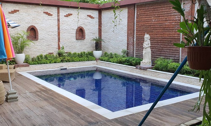 Lovina Villa | 200 m from Lovina beach, quiet and central area.