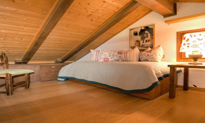 Surlej Ski Chalet | 200M FROM THE SKI SLOPE/MOUNTAIN LIFT-IN THE PRISTINE ENGADIN SWITZERLAND