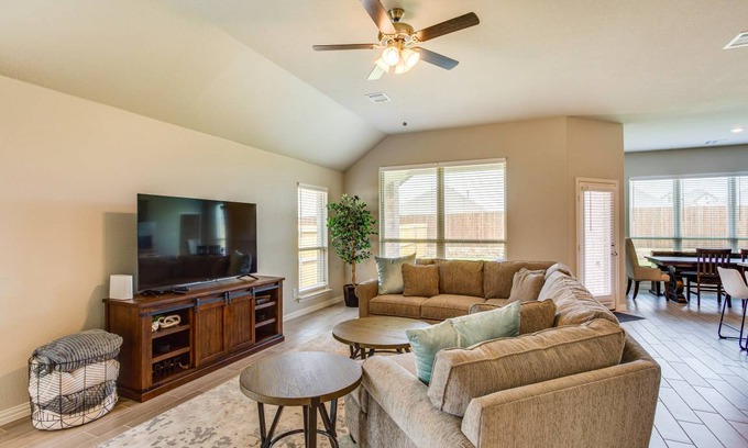 Forney House | 203 m² House ∙ 4 bedrooms ∙ 10 guests