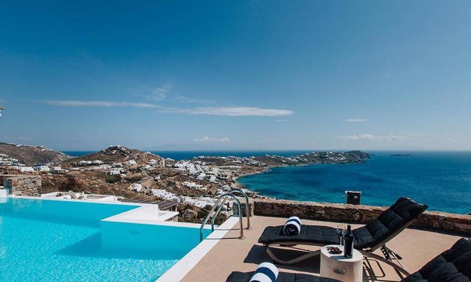Agios Ioannis Resort | 220 m² Resort ∙ 3 bedrooms ∙ 7 guests