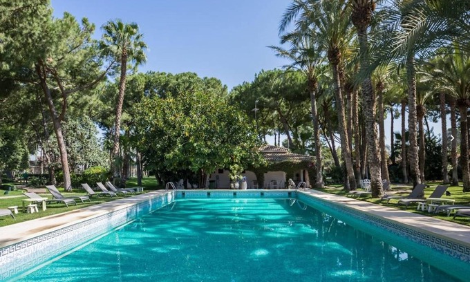 L'Eliana Resort | 220 m² Resort ∙ 4 bedrooms ∙ 127 guests