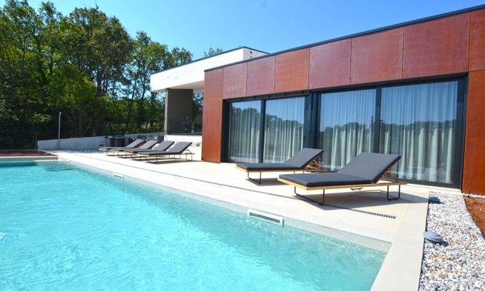 Sorici Villa | 222 m² Villa ∙ 4 bedrooms ∙ 8 guests