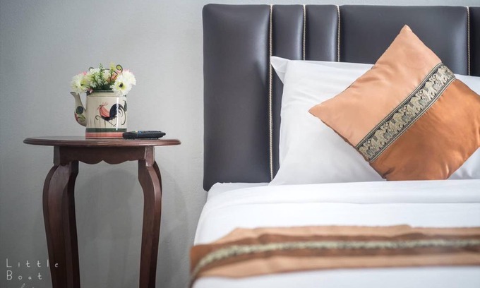 Mae Sot Bed & Breakfast | 25 m² Bed and breakfast ∙ 3 guests