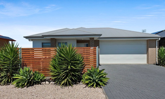 Nangkita House | 29 Blanche Pd, Hindmarsh Island