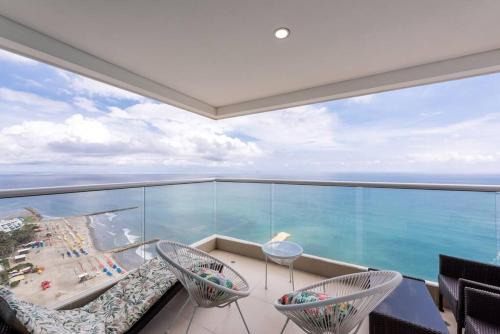 Bocagrande Apartment | 29th floor Beachfront apartment in BocaGrande!