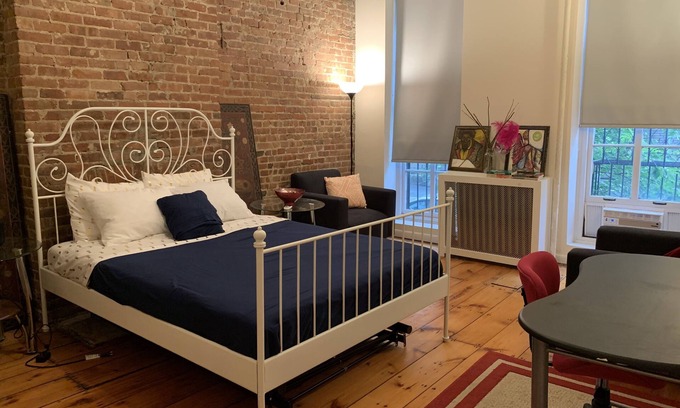 Fort Greene House | 2Bedrooms in BAM historic landmark,3 min to Atlantic Ave-Barclays Center Station