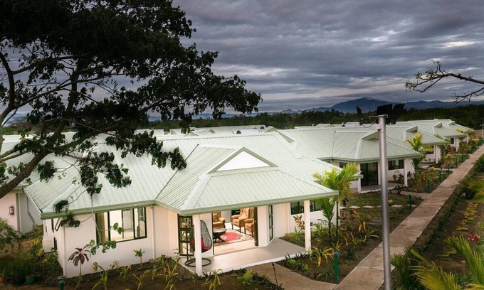 Nadi Villa | 2bedroomSeaViewVillas/FullyAircon/PoolAccess/Kitchen&Lounge/Private&RuralEscape
