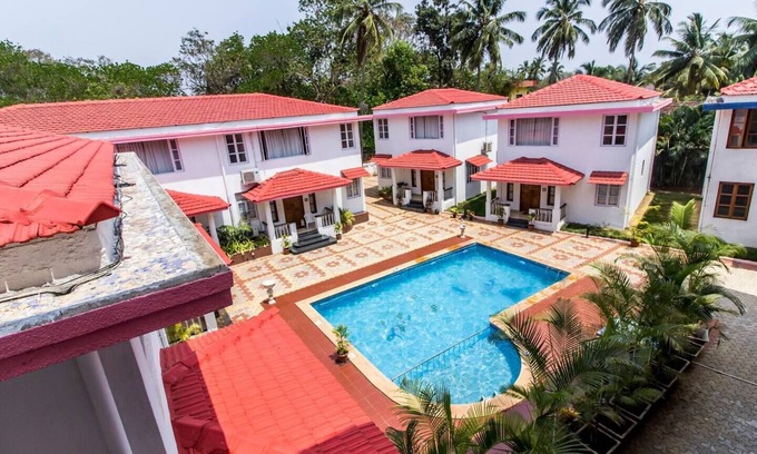 Vagator Villa | 2BHK Apartment Pool Kitchen in Vagator first floor