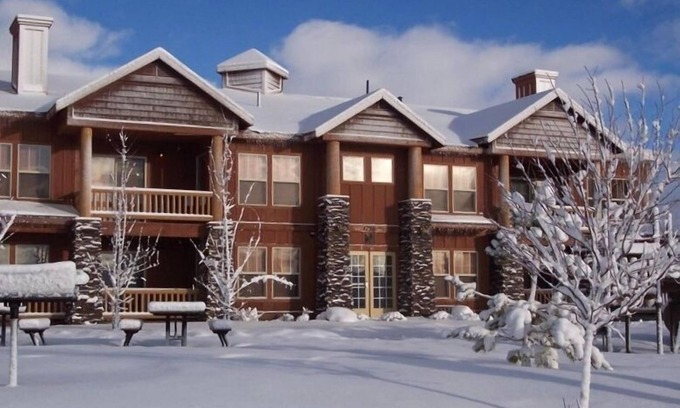 Park City Condo | 2BR/2BA (Sleeps 4-6) - Convenience Without the Cost!