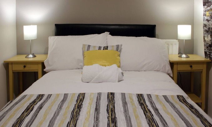 Dungannon Apartment | 2BR Apt Near Shops, Resto w/free parking
