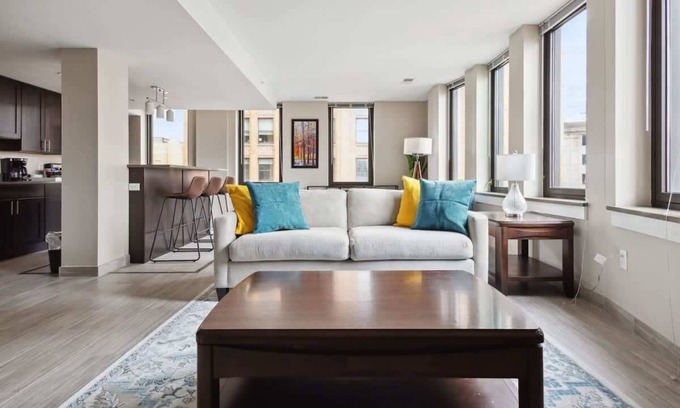 Capitol City Apartment | 2BR Downtown Luxury Getaway